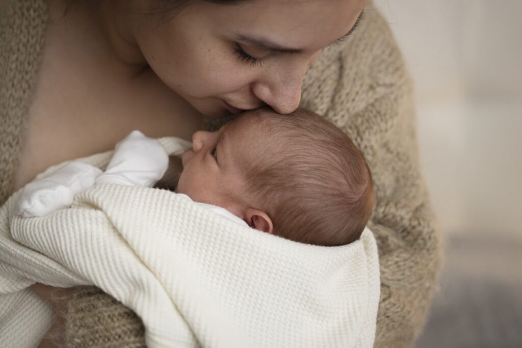 Noomi Surrogacy gallery photo